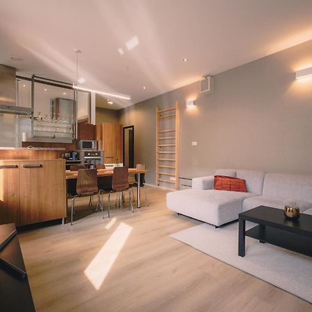 Appartement Skau Laurinska à Bratislava Extérieur photo