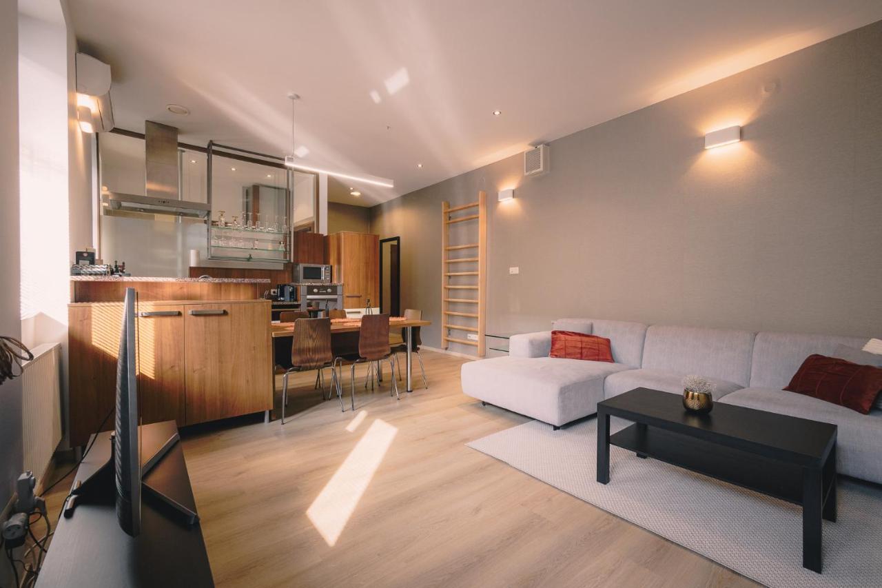 Appartement Skau Laurinska à Bratislava Extérieur photo
